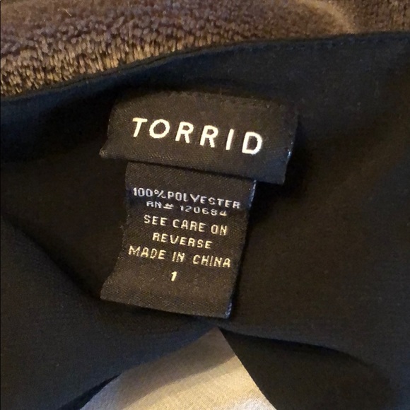 COPY - Torrid High low blouse - Picture 4 of 4